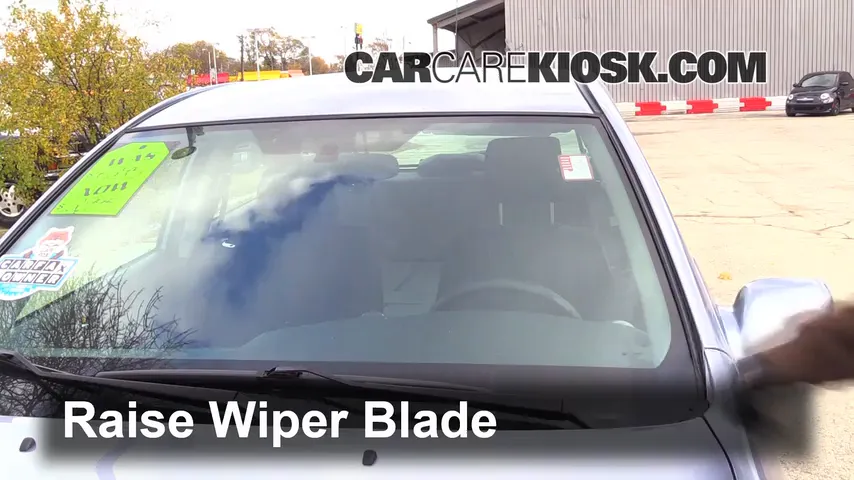 2008 Toyota Matrix XR 1.8L 4 Cyl. Windshield Wiper Blade (Front)